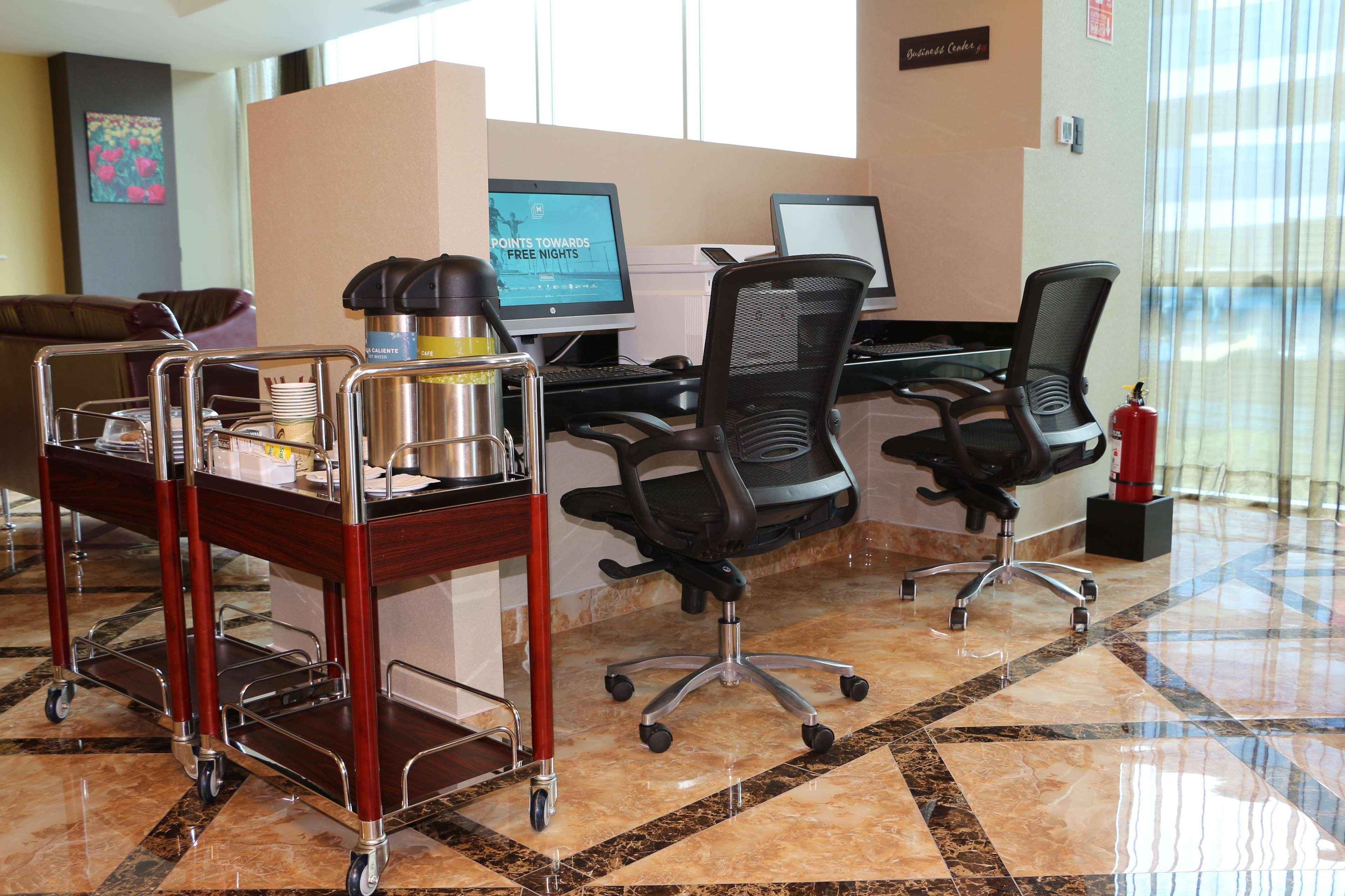Hilton Garden Inn Lima Surco Buitenkant foto