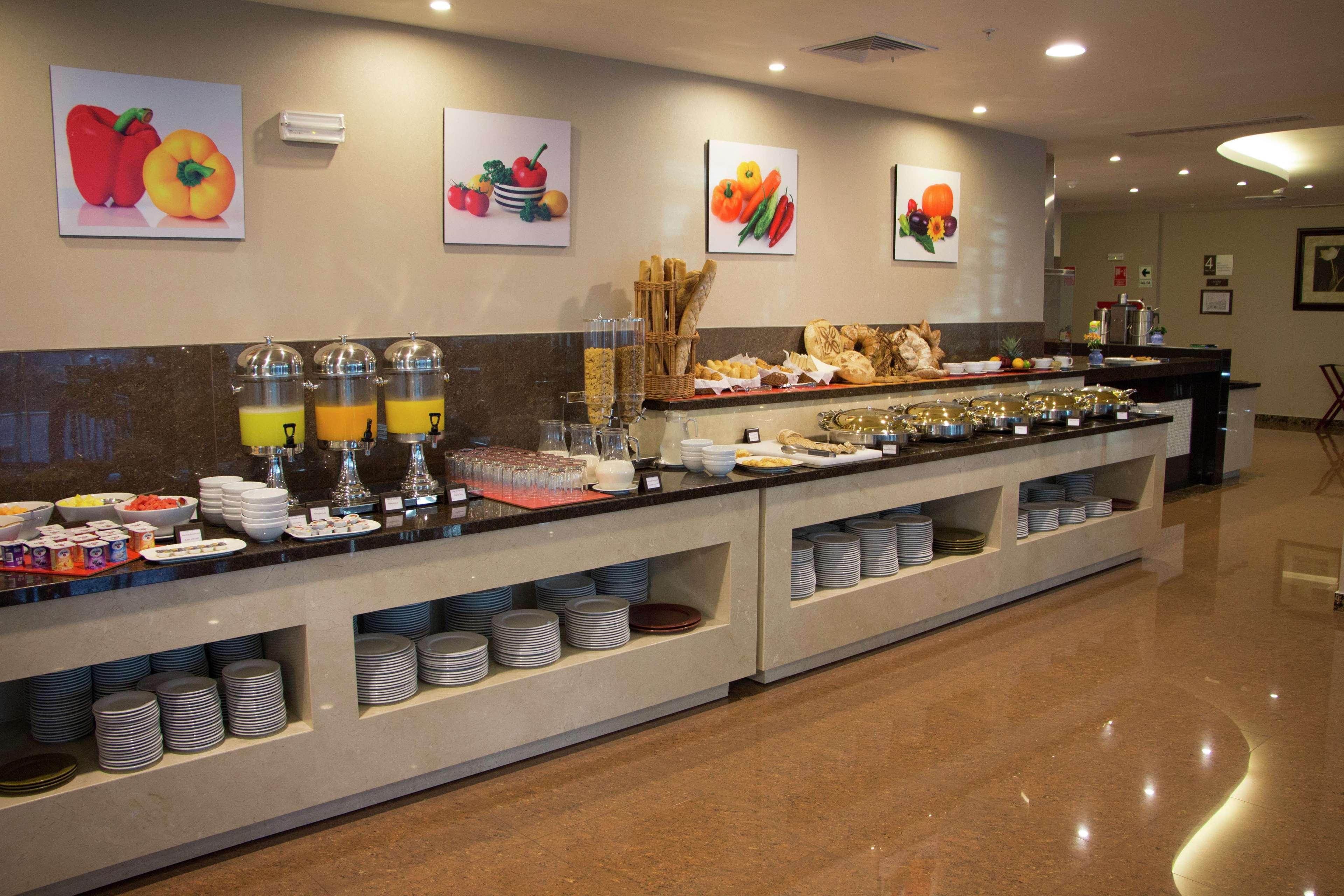 Hilton Garden Inn Lima Surco Buitenkant foto